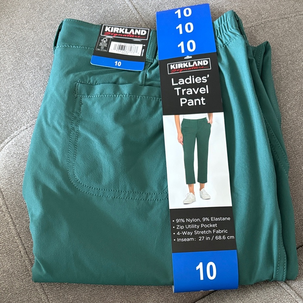 Kirkland Signature Men's Teal Joggers
